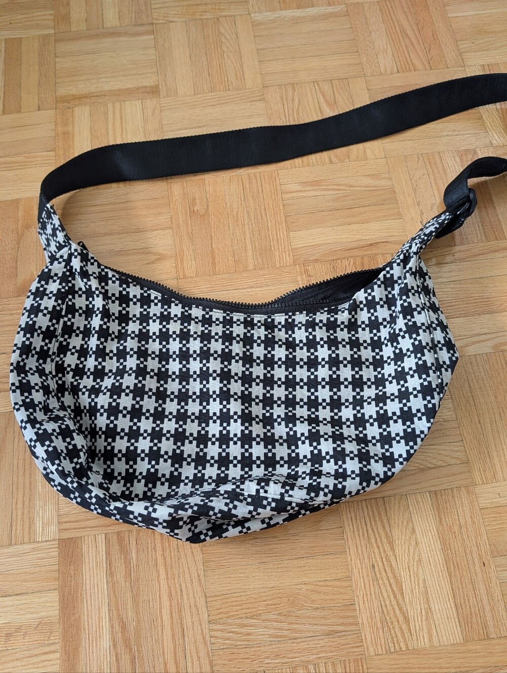 Baggu Medium Crescent Pixel Gingham